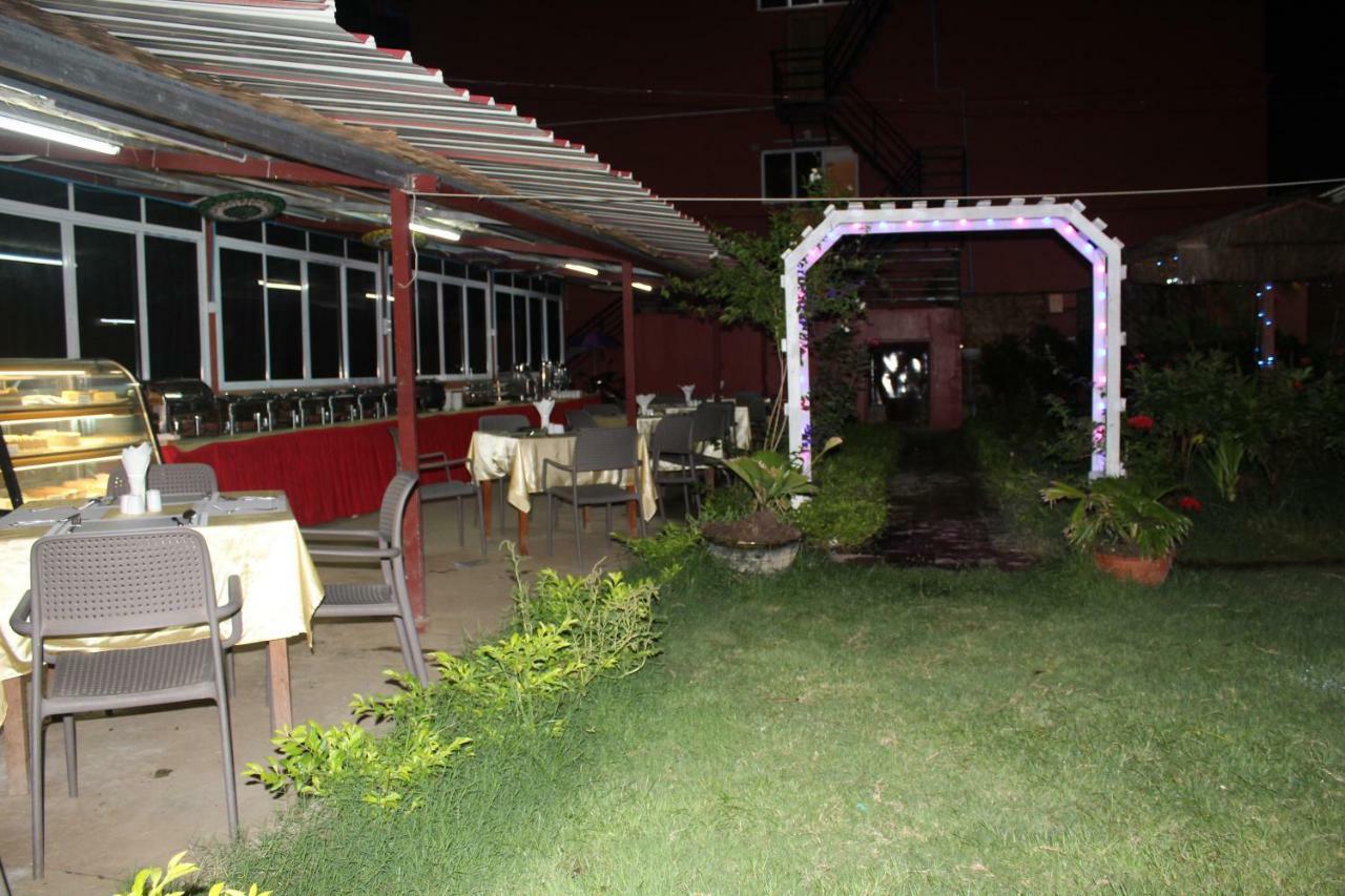Hotel Law Ka Thit Sar New Bagan Esterno foto